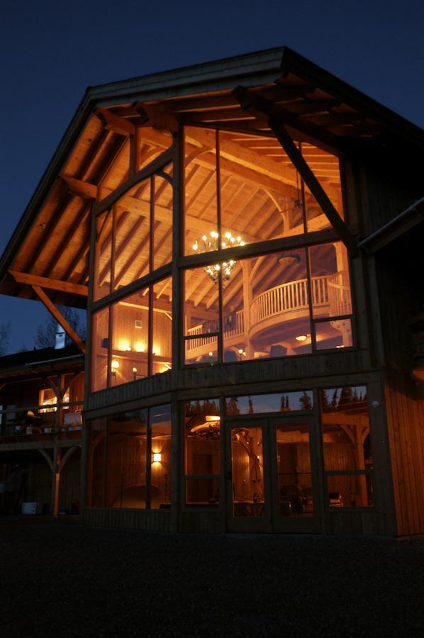 Bear Claw Lodge Kispiox Exteriör bild