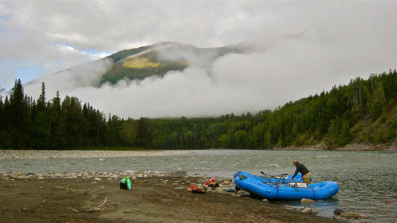 Bear Claw Lodge Kispiox Exteriör bild