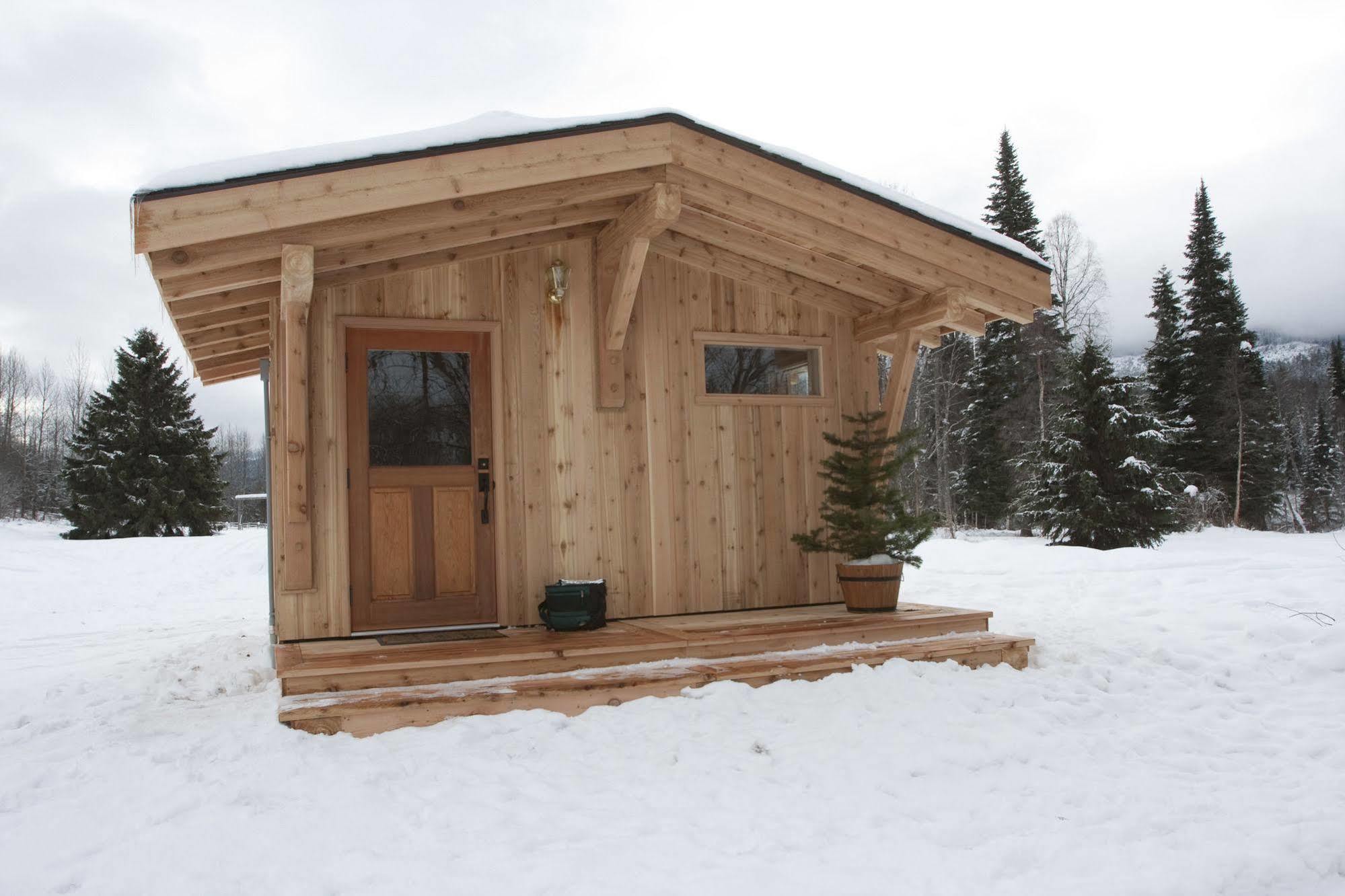 Bear Claw Lodge Kispiox Exteriör bild