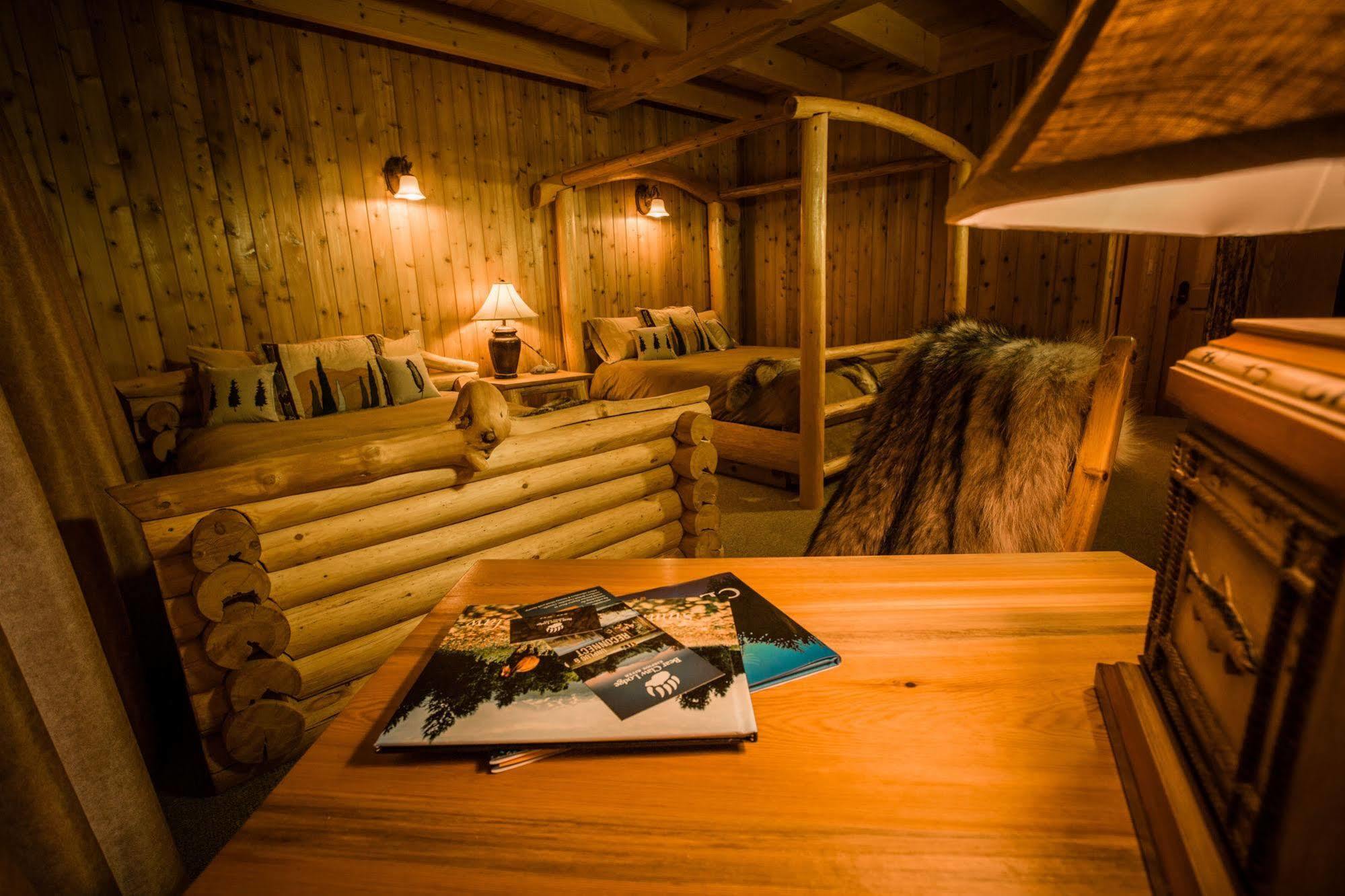 Bear Claw Lodge Kispiox Exteriör bild