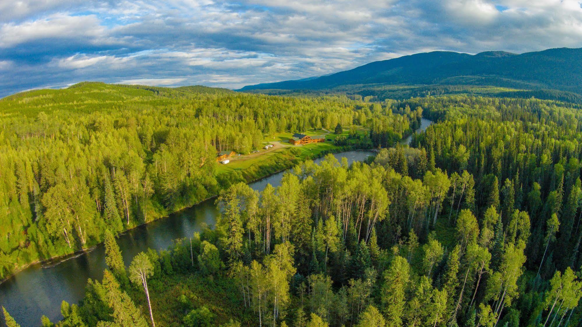 Bear Claw Lodge Kispiox Exteriör bild